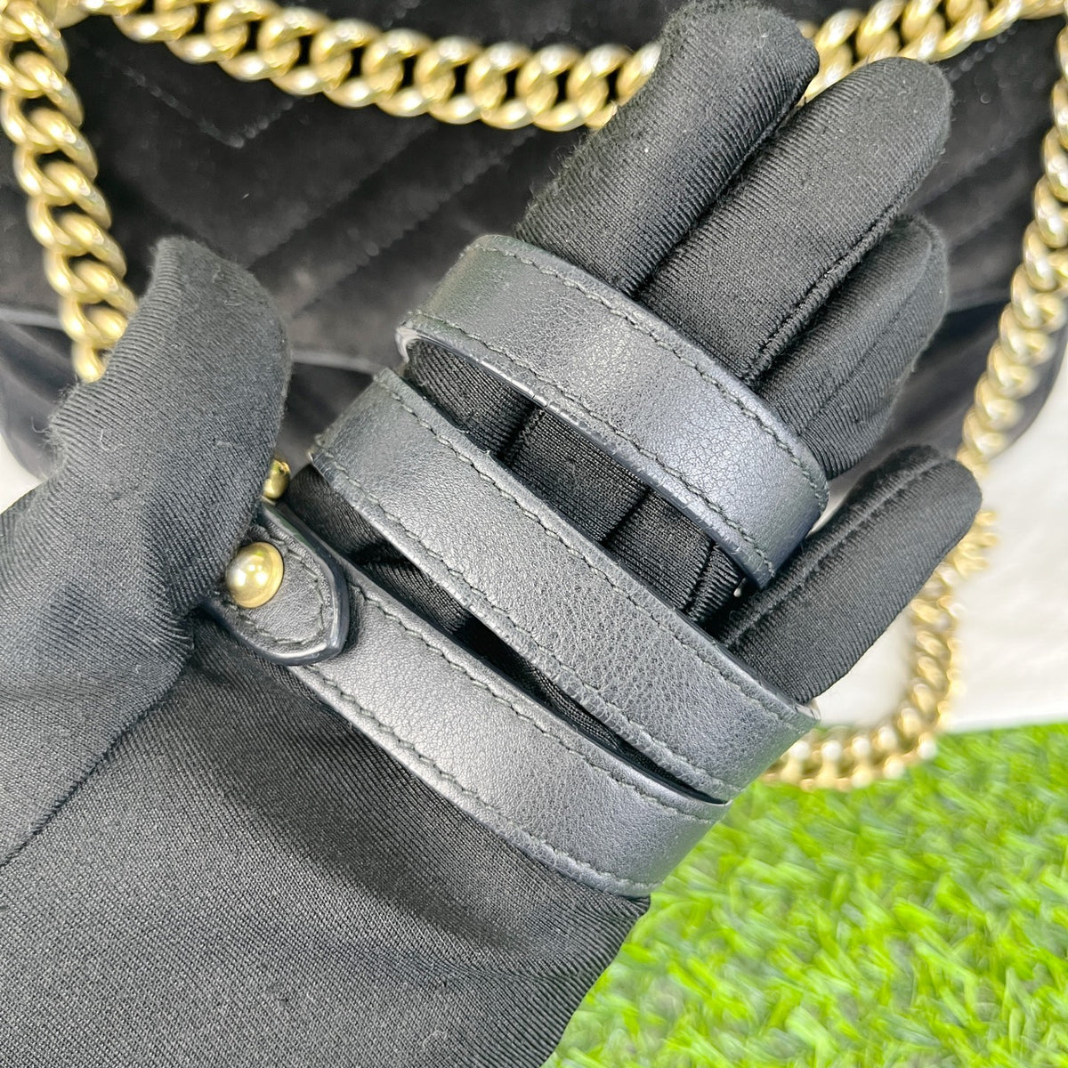 Gucci Velvet Black 443497K4D2T1000