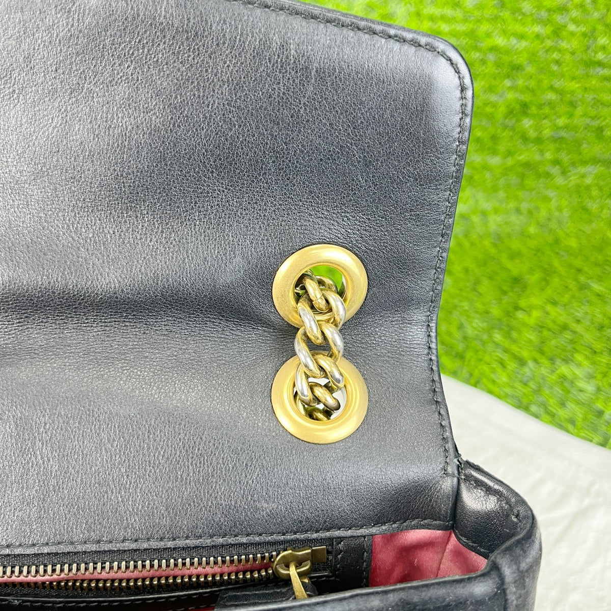 Gucci Velvet Black 443497K4D2T1000