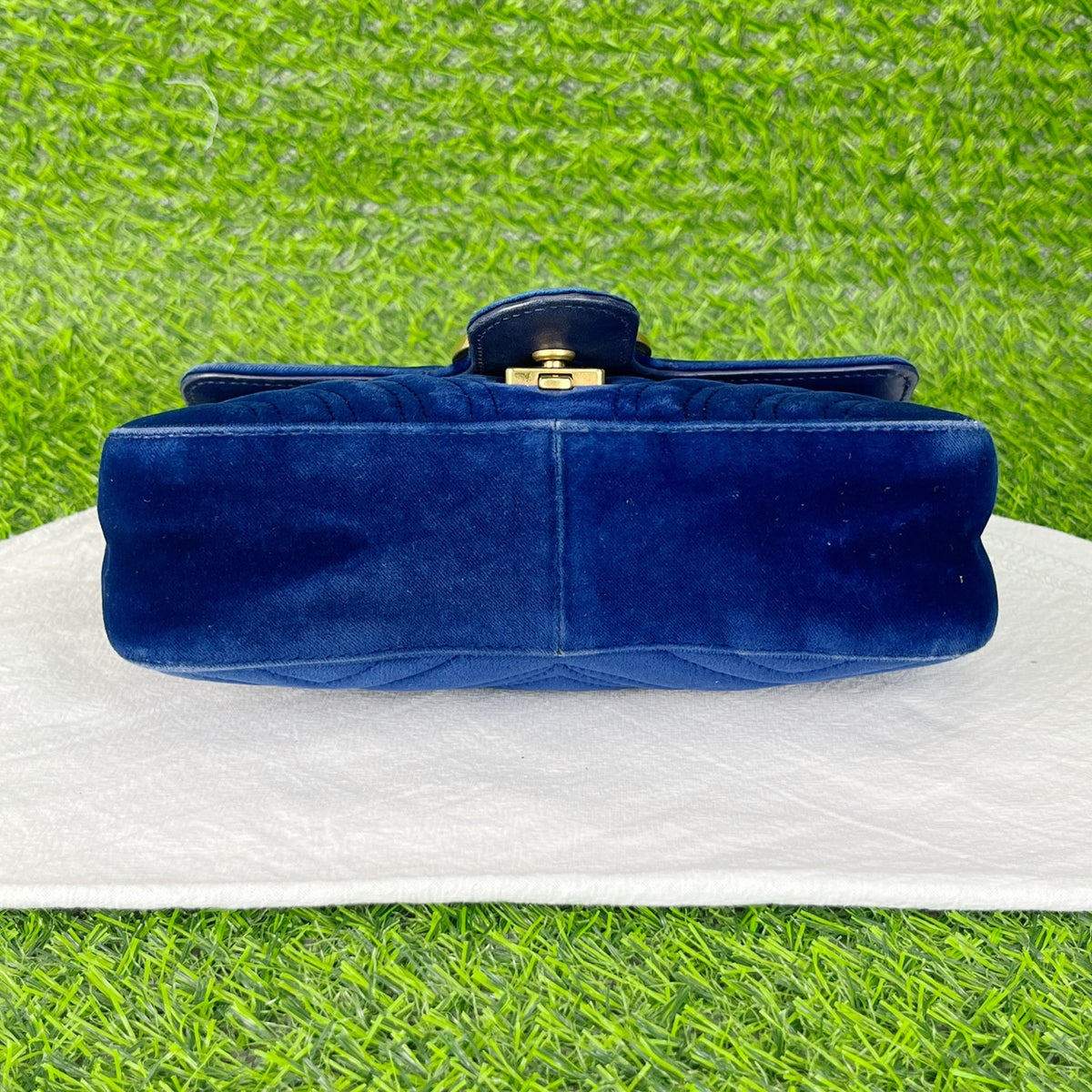 Gucci Velvet Blue 446744-K4D2T-4511