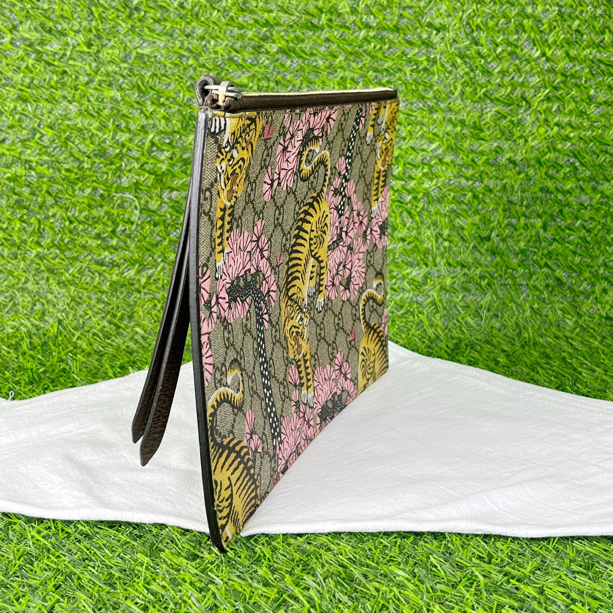 Gucci Pink Clutch 452361-K6D1G-9967