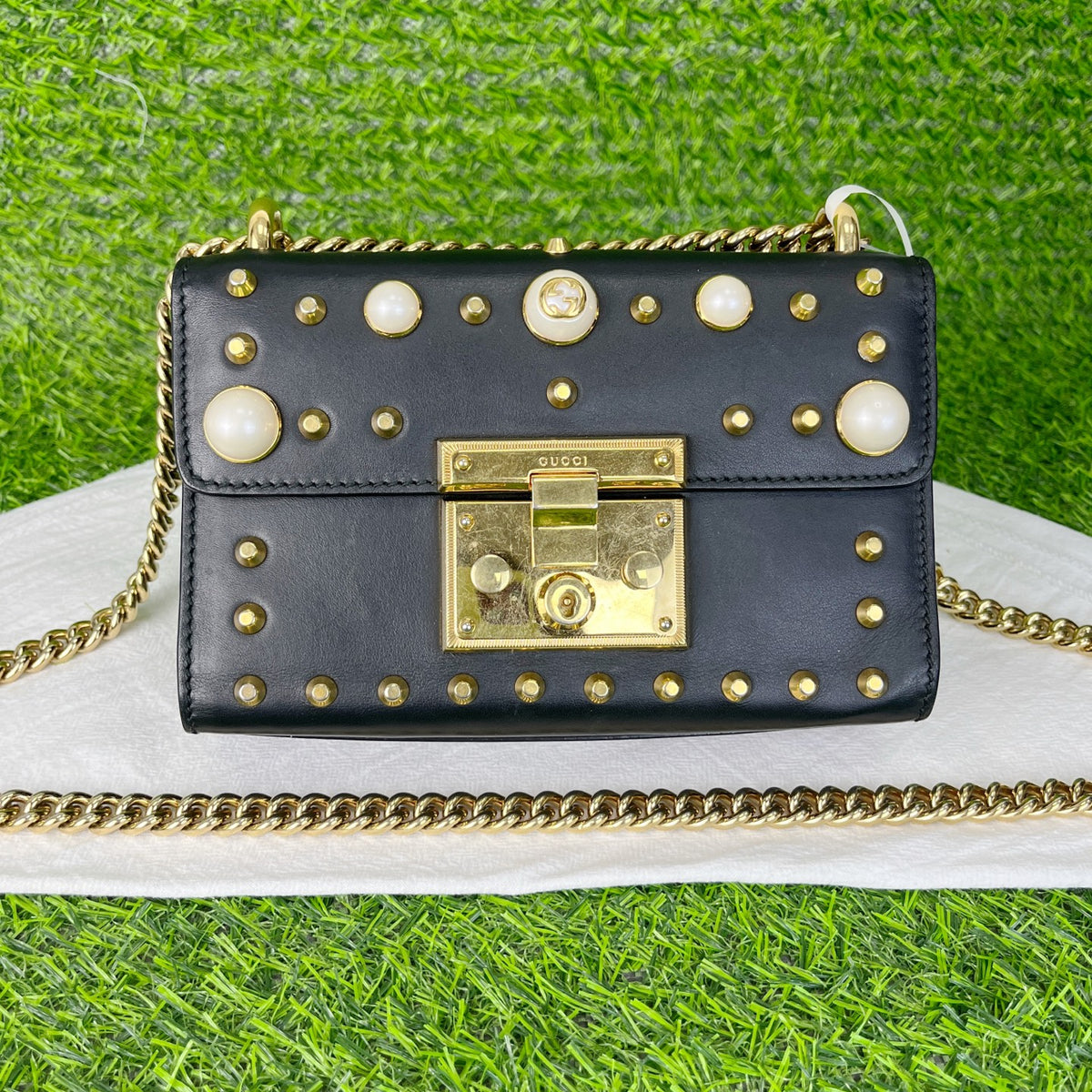 Gucci Black 432182DLXDG1088