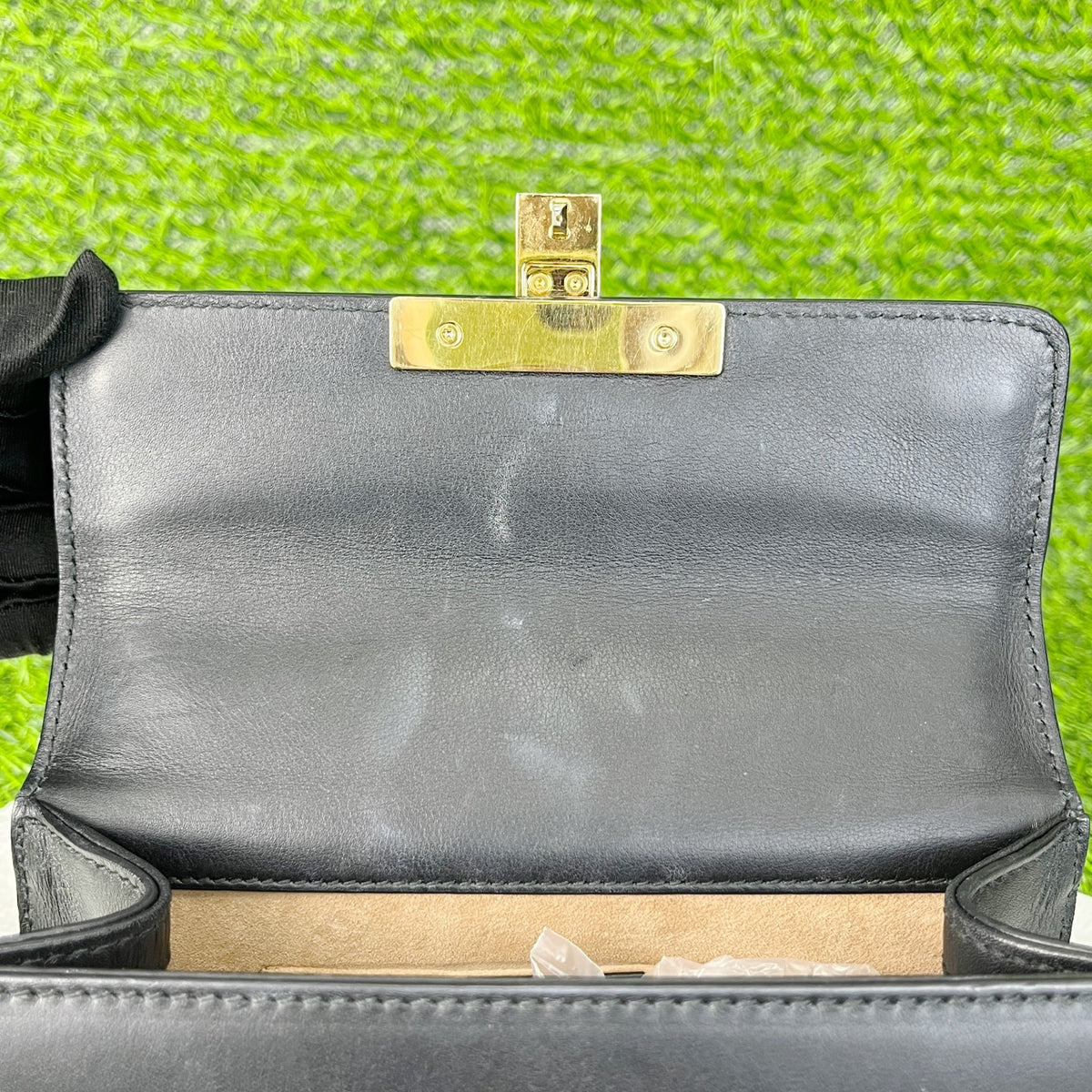 Gucci Black 432182DLXDG1088