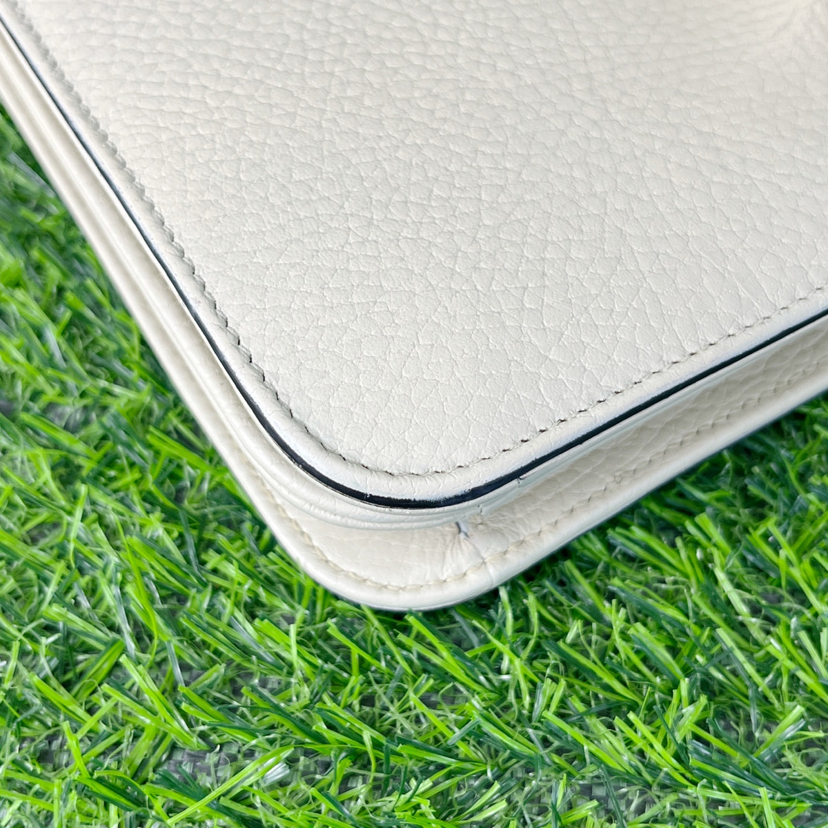 Gucci White 510303-CAO0G-1000