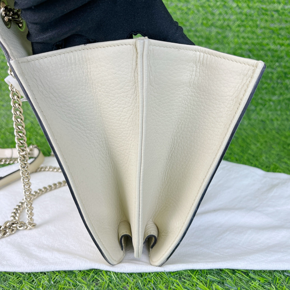 Gucci White 510303-CAO0G-1000