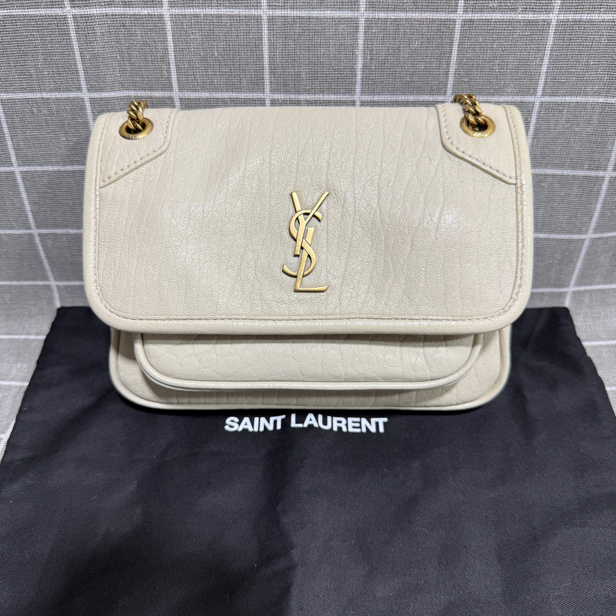 Saint laurent Leather Shoulder Bag