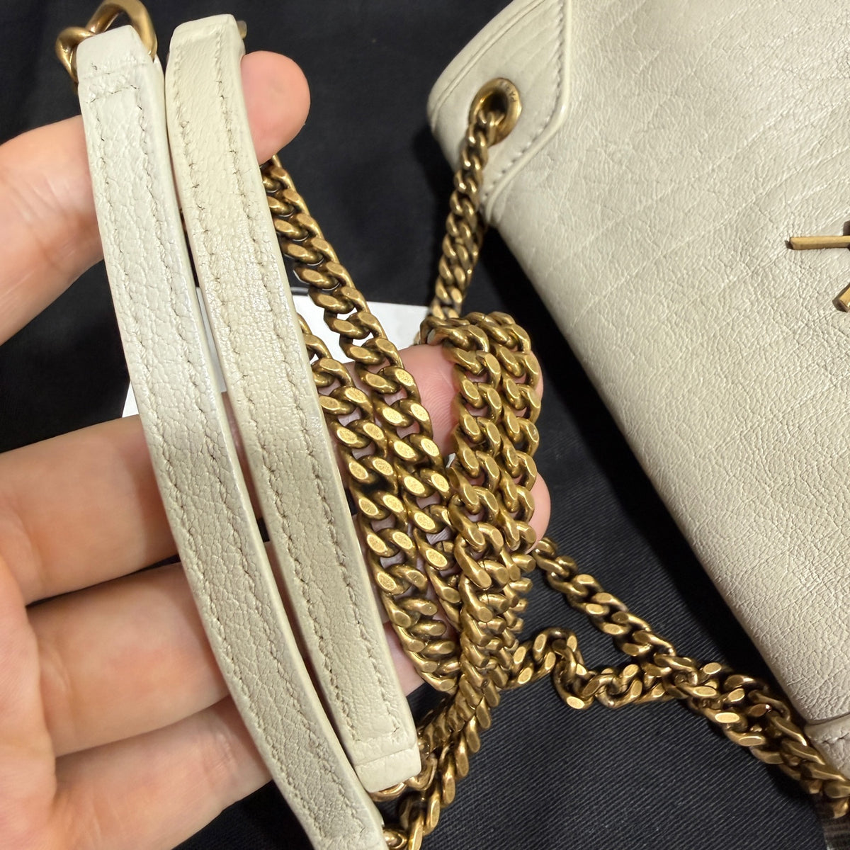 Saint laurent Leather Shoulder Bag