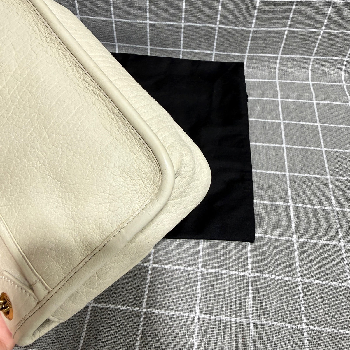 Saint laurent Leather Shoulder Bag