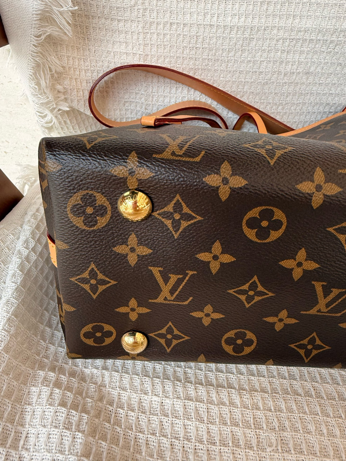 Louis Vuitton Crossbody