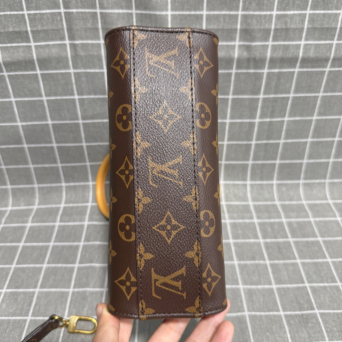Louis Vuitton Sac Plat Bb Canvas 21.5 x 22 x 9 M46265