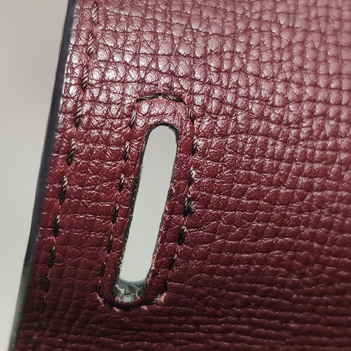 Burberry Canvas Red Crossbody Length: 28 cm, Height: 19 cm, Thickness: 12.5 cm 40611701