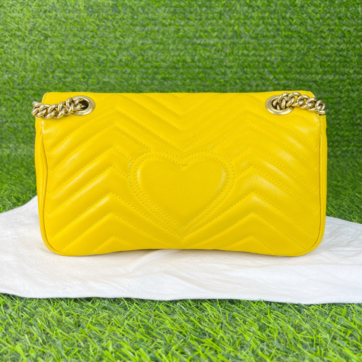 Gucci Yellow 443497DTDIY7412