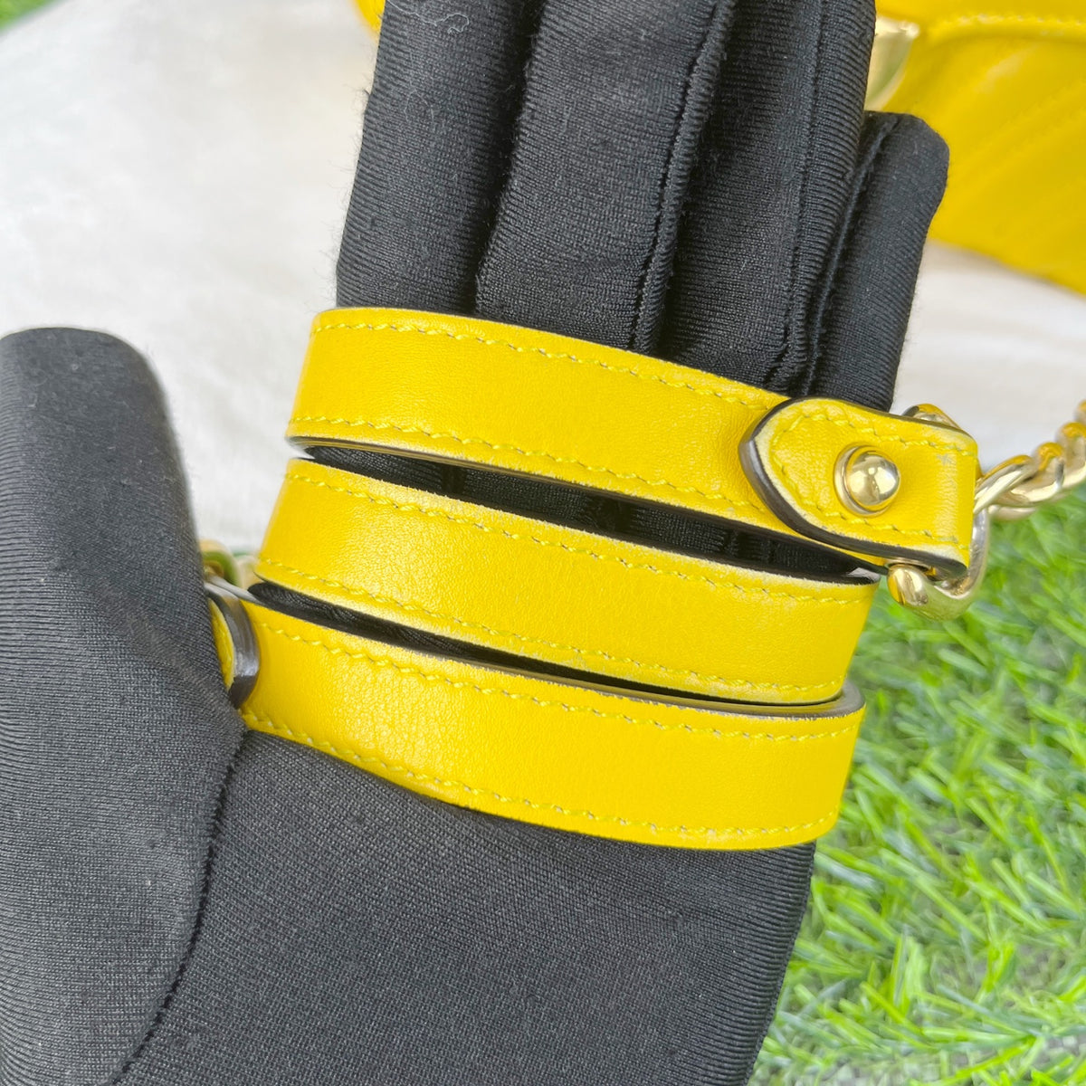 Gucci Yellow 443497DTDIY7412