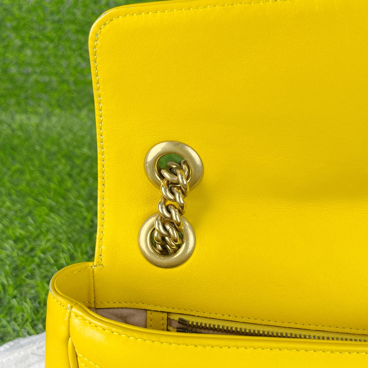 Gucci Yellow 443497DTDIY7412