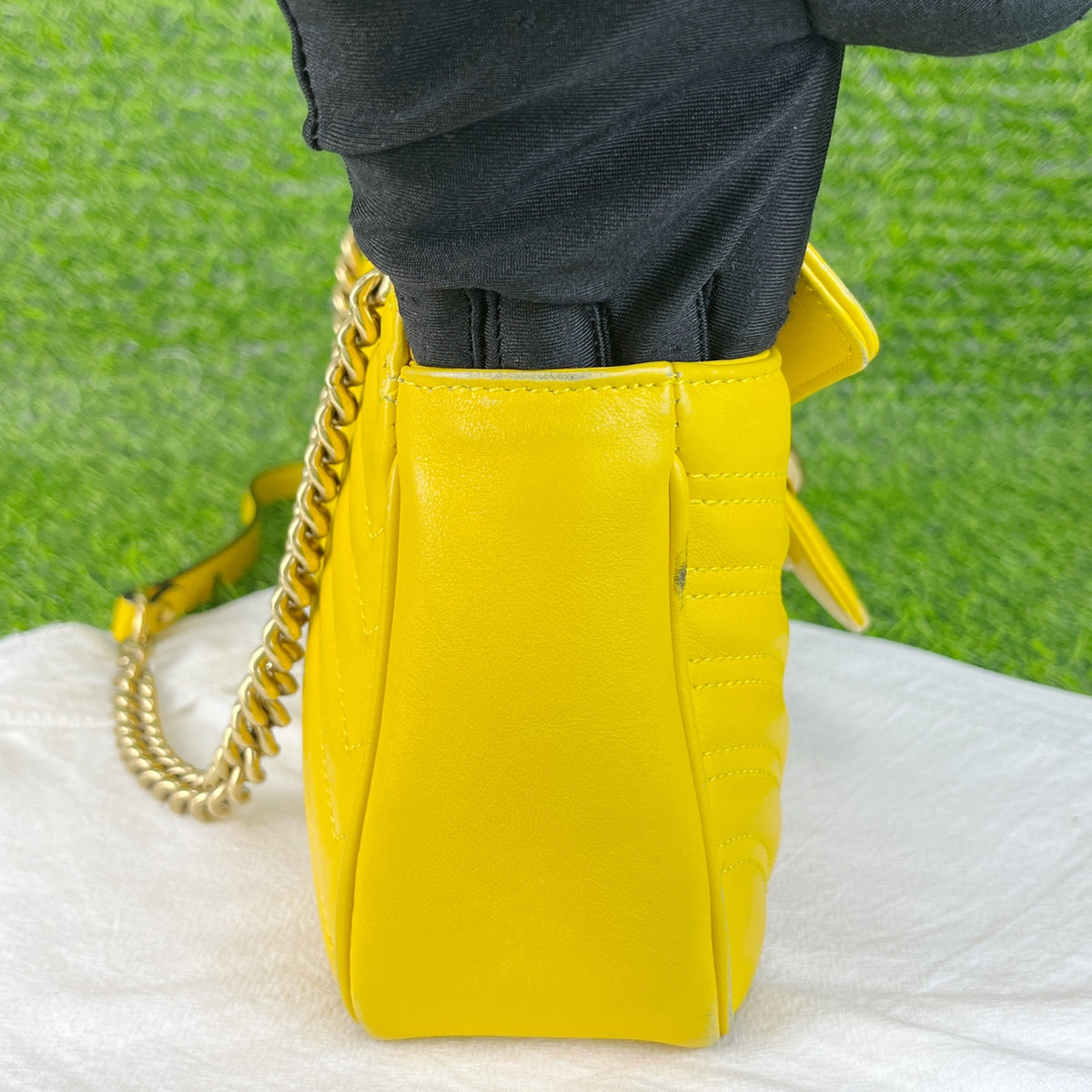 Gucci Yellow 443497DTDIY7412