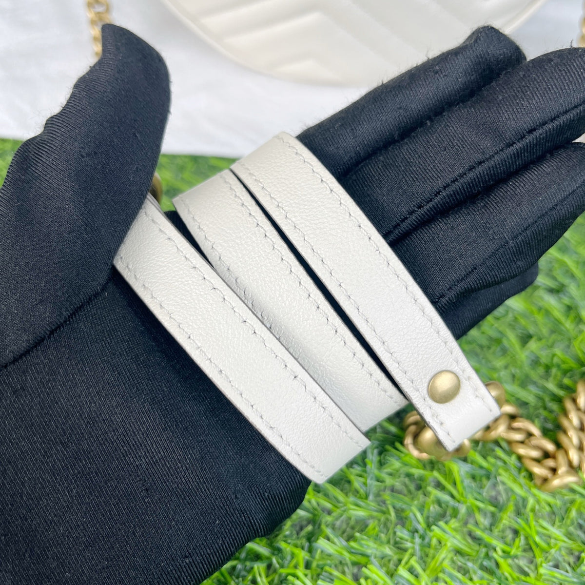 Gucci White 18×18×6 5501540OLET9022