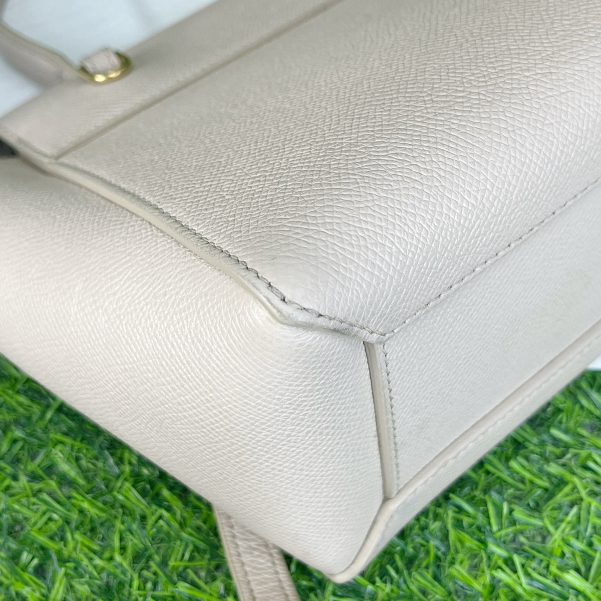 Celine White Length 20 x Width 11 x Height 17 cm 185003ZVA.01CK