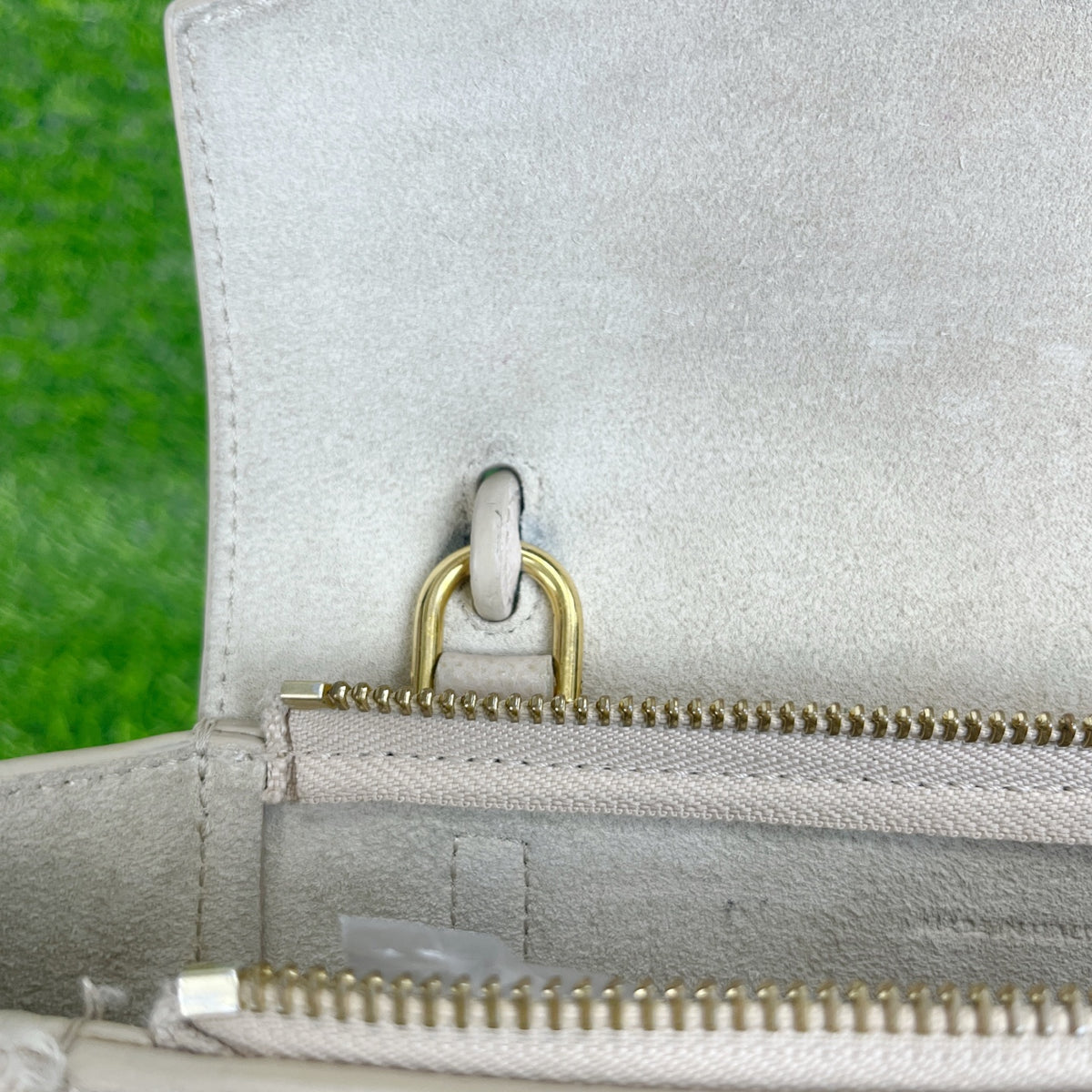 Celine White Length 20 x Width 11 x Height 17 cm 185003ZVA.01CK