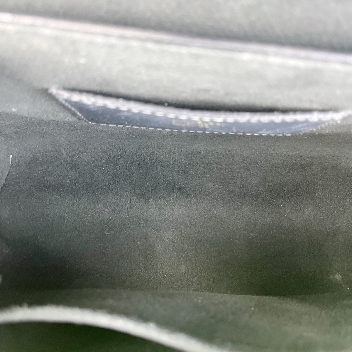 Louis Vuitton Black M54567