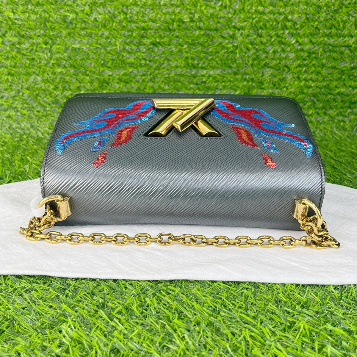 Louis Vuitton Black M54567