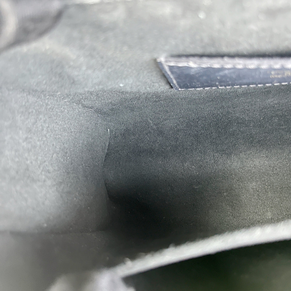 Louis Vuitton Black M54567