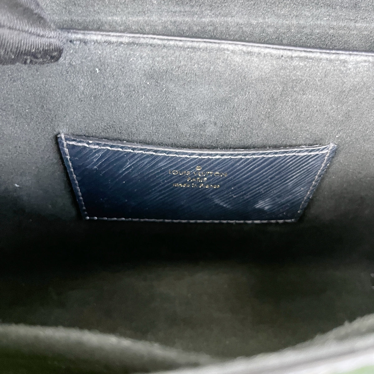 Louis Vuitton Black M54567