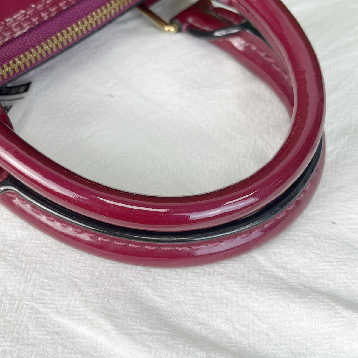 Louis Vuitton Red M50565
