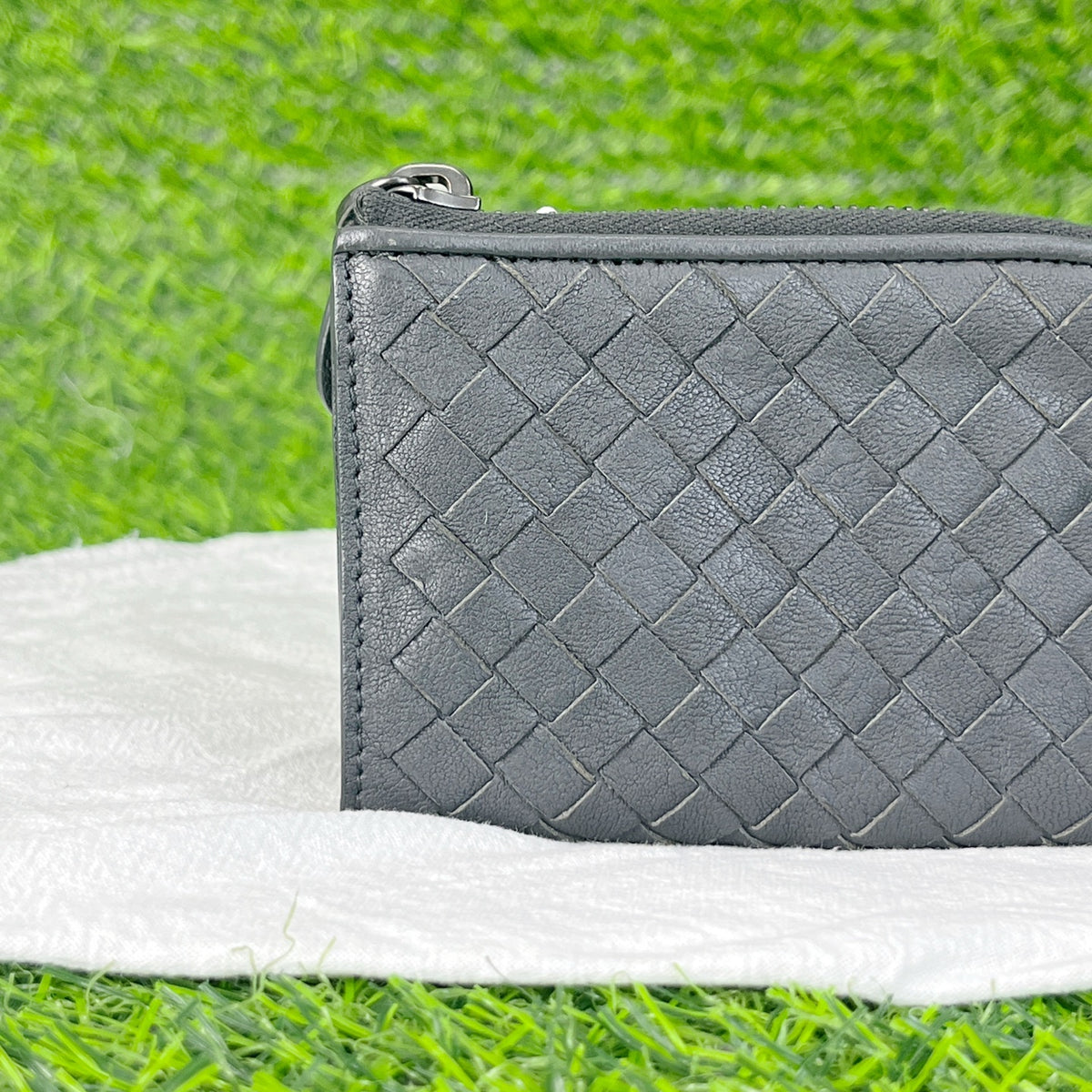 Bottega Veneta Gray Length 10 x width 2 x height 7 cm 114075-V4651-2040