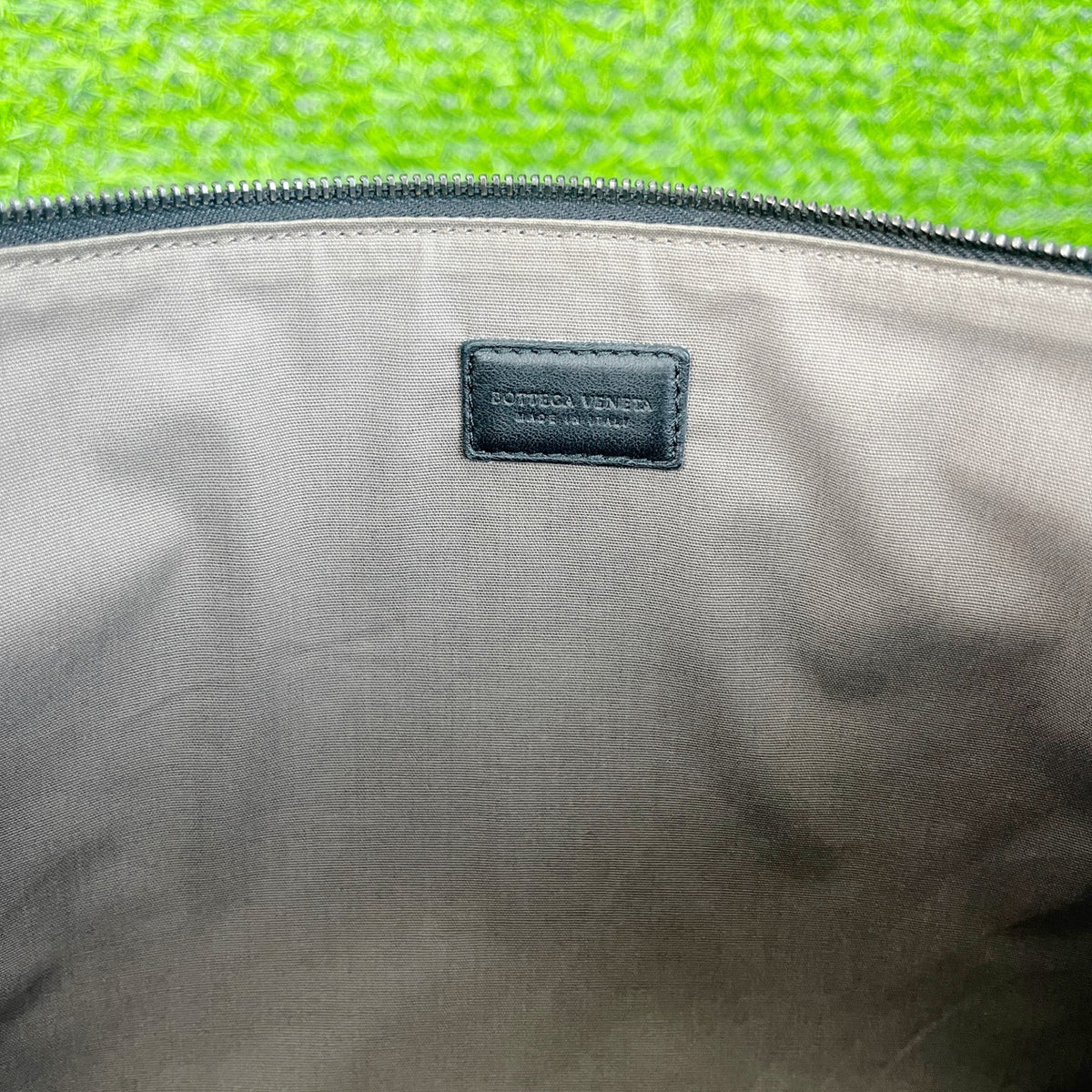 Bottega Veneta Black Clutch Length 29 cm x Width 2 cm x Height 20 cm 522430-V001N-1000