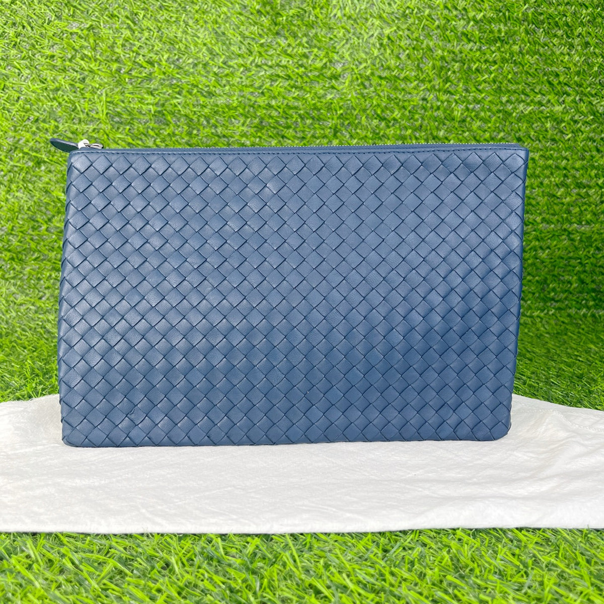Bottega Veneta Blue Clutch Length 29 cm x Width 2 cm x Height 19 cm 355261-V001O-4037