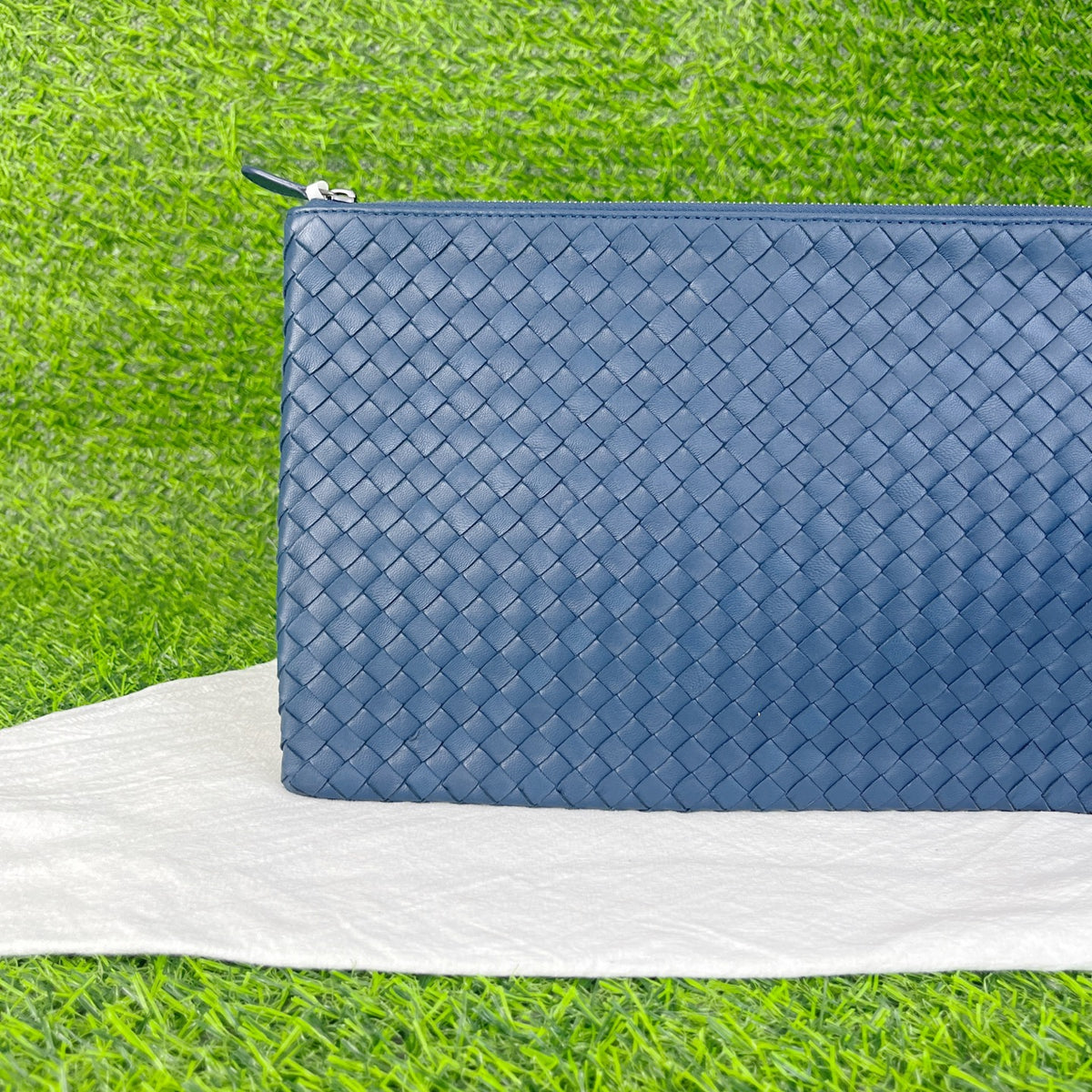 Bottega Veneta Blue Clutch Length 29 cm x Width 2 cm x Height 19 cm 355261-V001O-4037