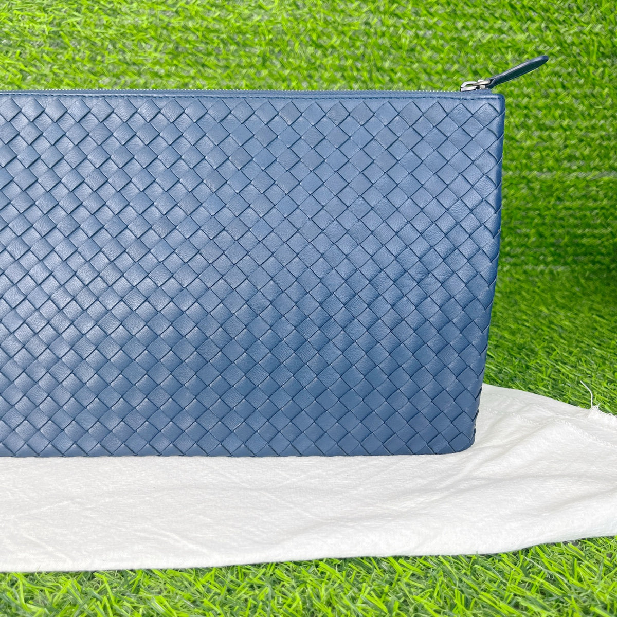 Bottega Veneta Blue Clutch Length 29 cm x Width 2 cm x Height 19 cm 355261-V001O-4037