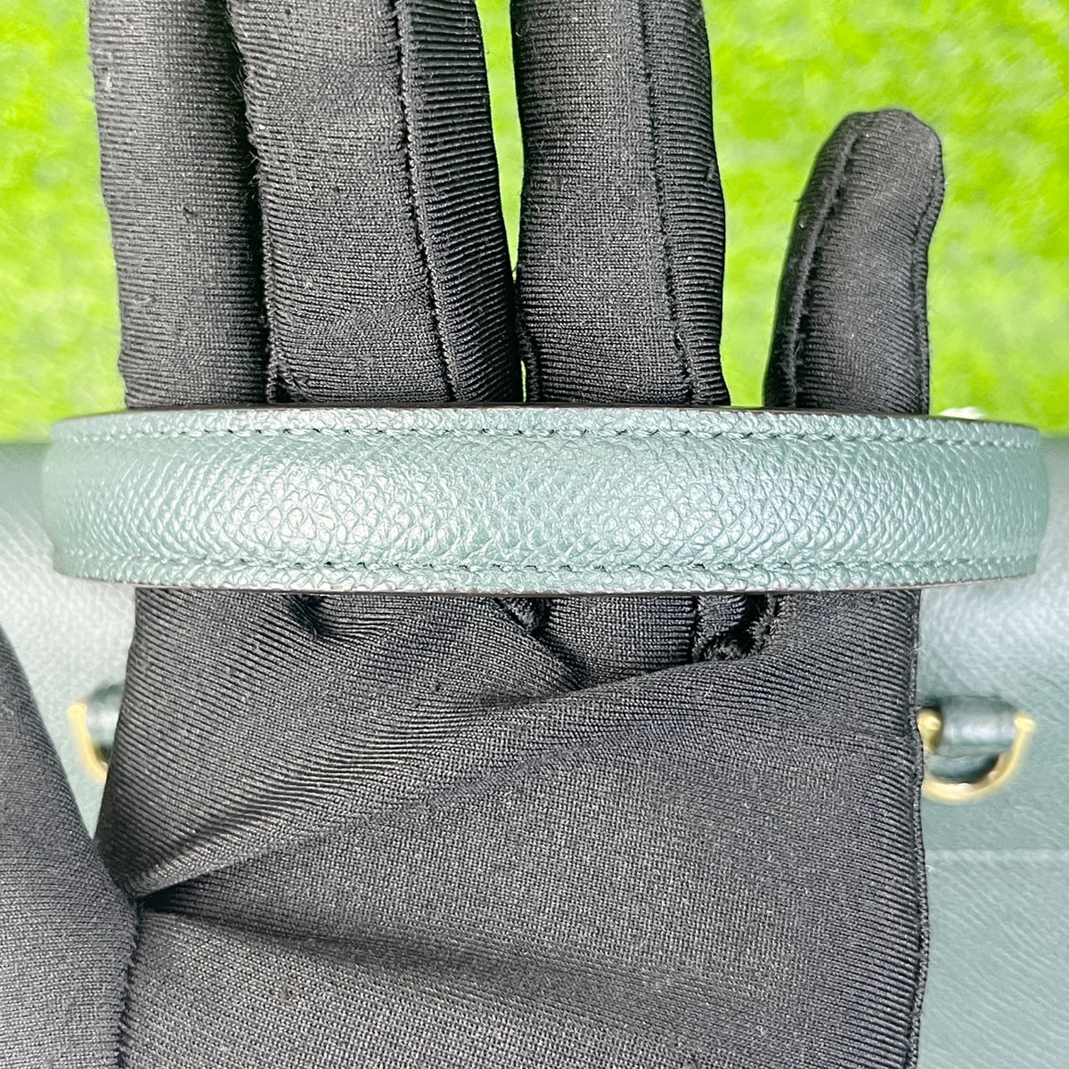 Celine BELT NANO-grain cowhide leather handbag Green 8 x 7 x 4 inches (20 x 17 x 11 centimeters) 189003ZVA.31AN