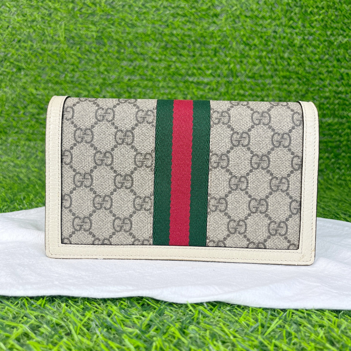 Gucci White 476079-9I6QT-9753