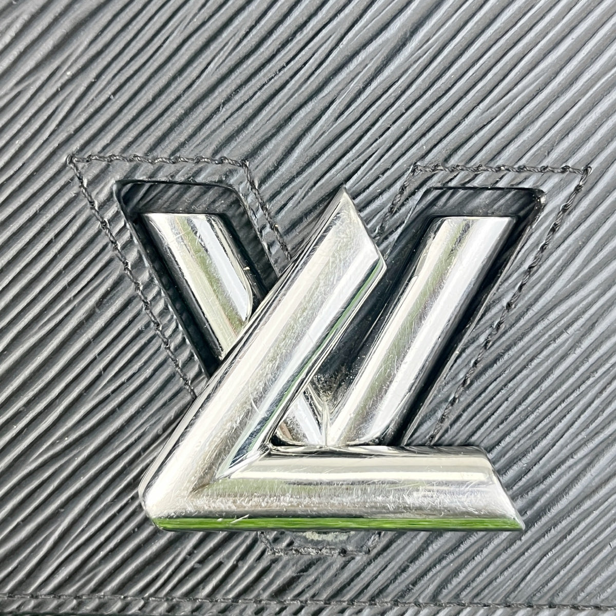 Louis Vuitton Black 19.0x 12.5x 2.5 cm M62038