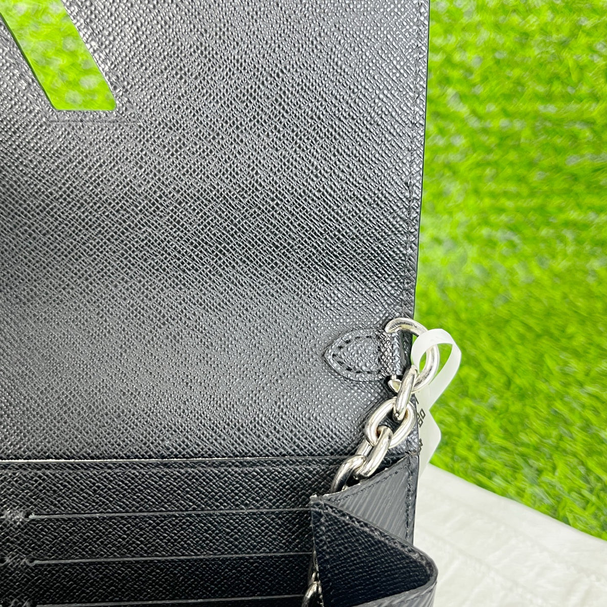 Louis Vuitton Black 19.0x 12.5x 2.5 cm M62038