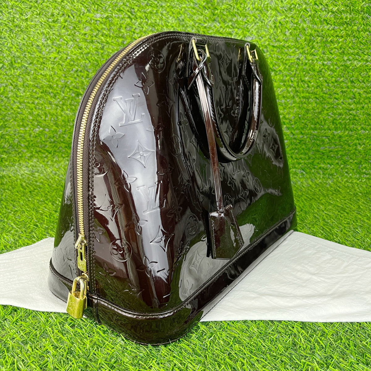 Louis Vuitton M91611