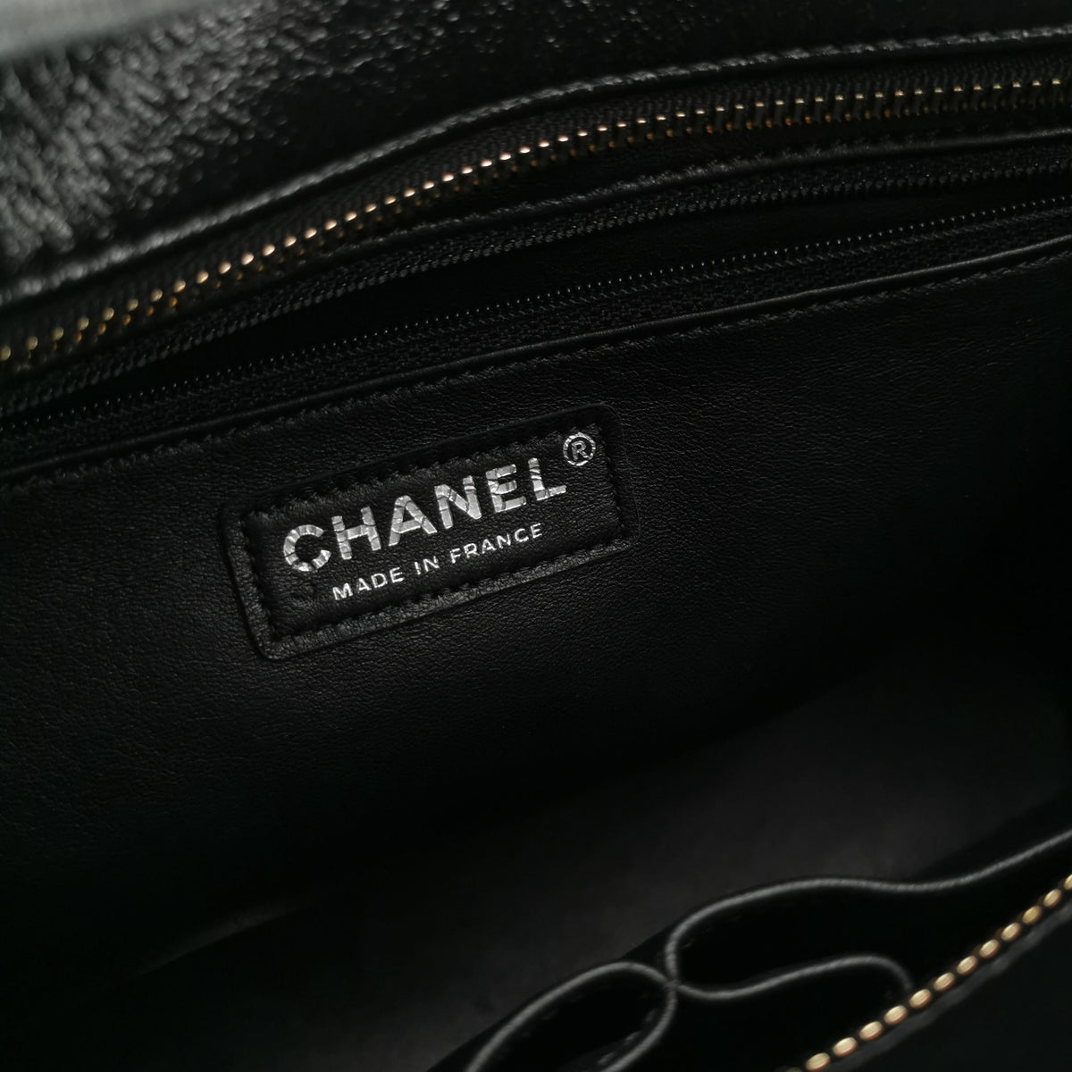 Chanel Stray bag Beige Crossbody Length: 28 cm, Height: 23 cm, Thickness: 11 cm