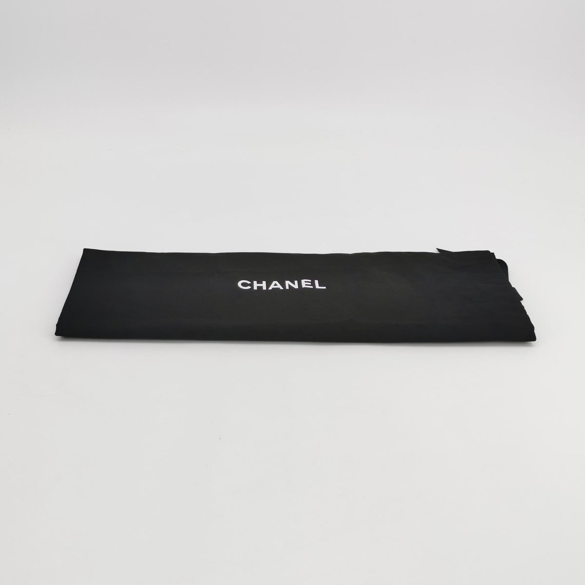 Chanel Stray bag Beige Crossbody Length: 28 cm, Height: 23 cm, Thickness: 11 cm