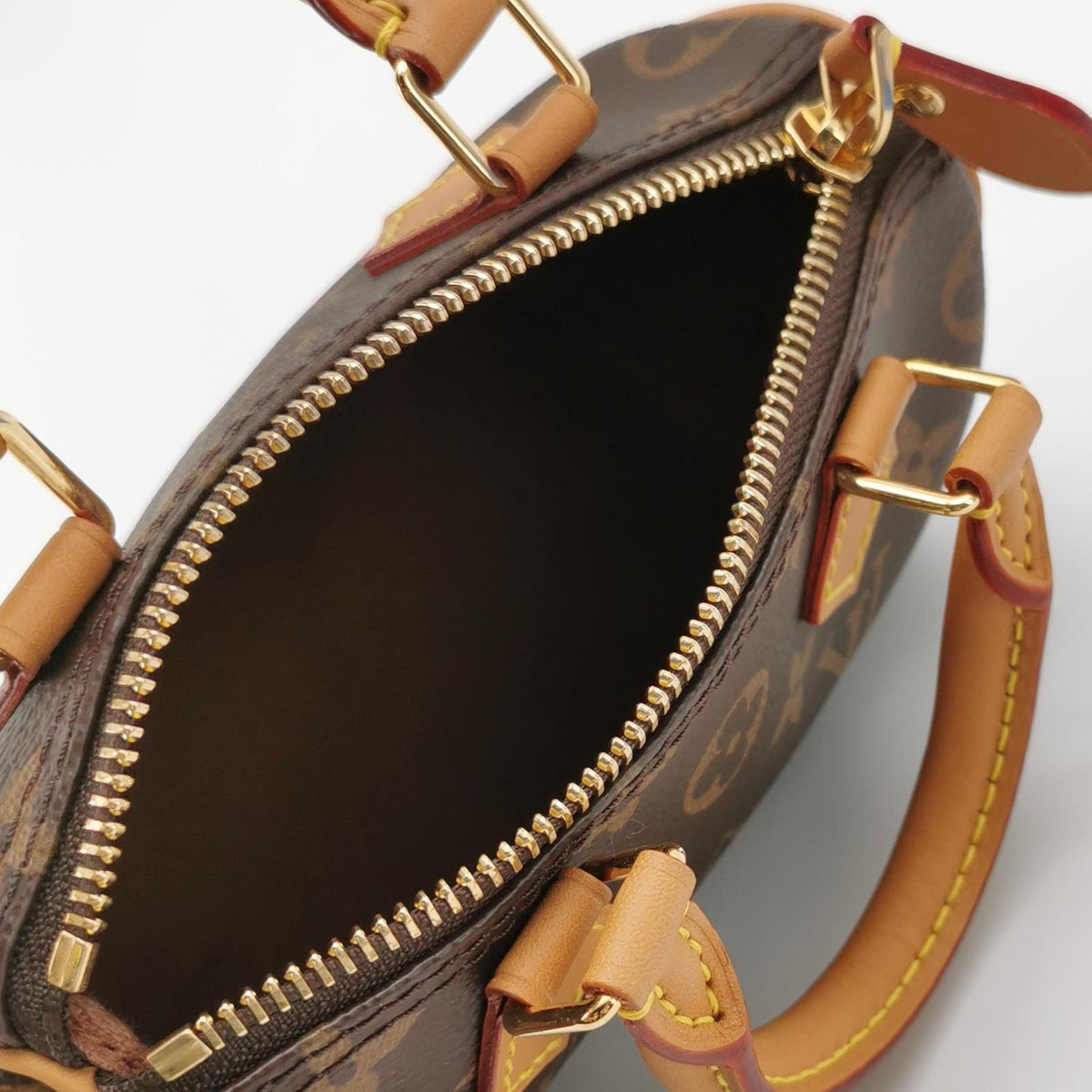 Louis Vuitton Nano Speedy Brown Shoulder Bag 16.5 x 10 x 7cm M81085