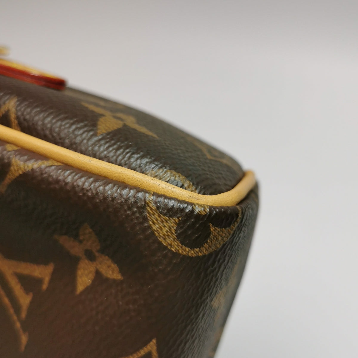 Louis Vuitton Nano Speedy Brown Shoulder Bag 16.5 x 10 x 7cm M81085
