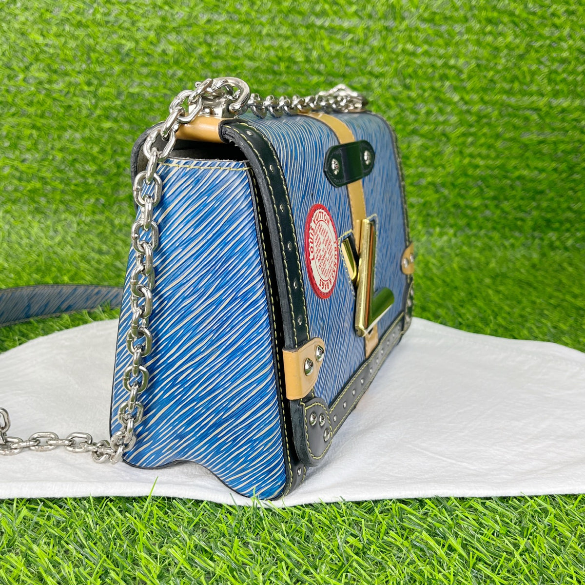 Louis Vuitton Blue 23.0x17.0x9.5cm M54283
