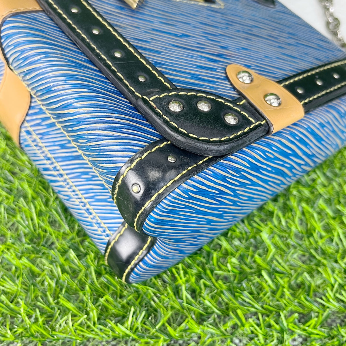 Louis Vuitton Blue 23.0x17.0x9.5cm M54283