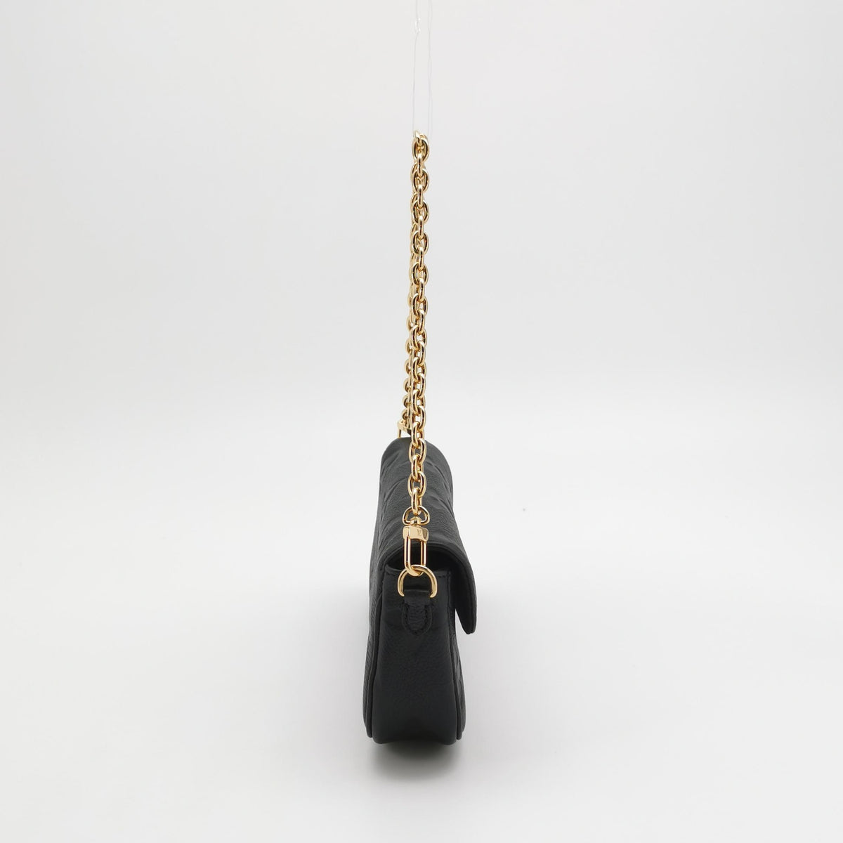 Louis Vuitton Wallet On Chain Ivy Black Shoulder Bag 22.5 x 11.5 x 4.5cm M82154