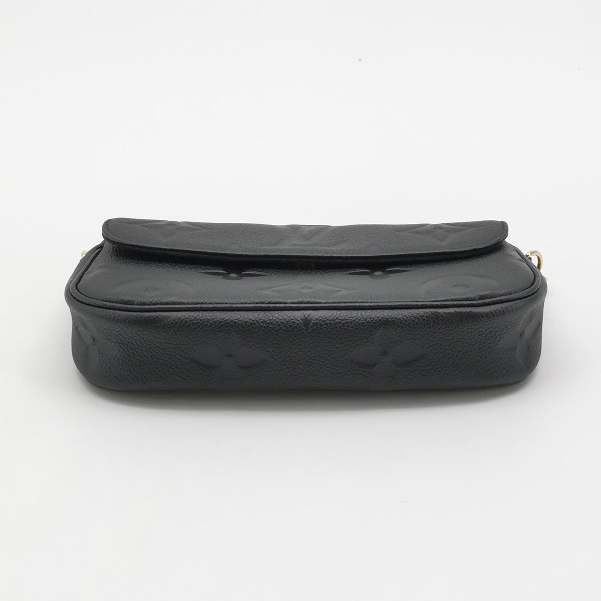 Louis Vuitton Wallet On Chain Ivy Black Shoulder Bag 22.5 x 11.5 x 4.5cm M82154