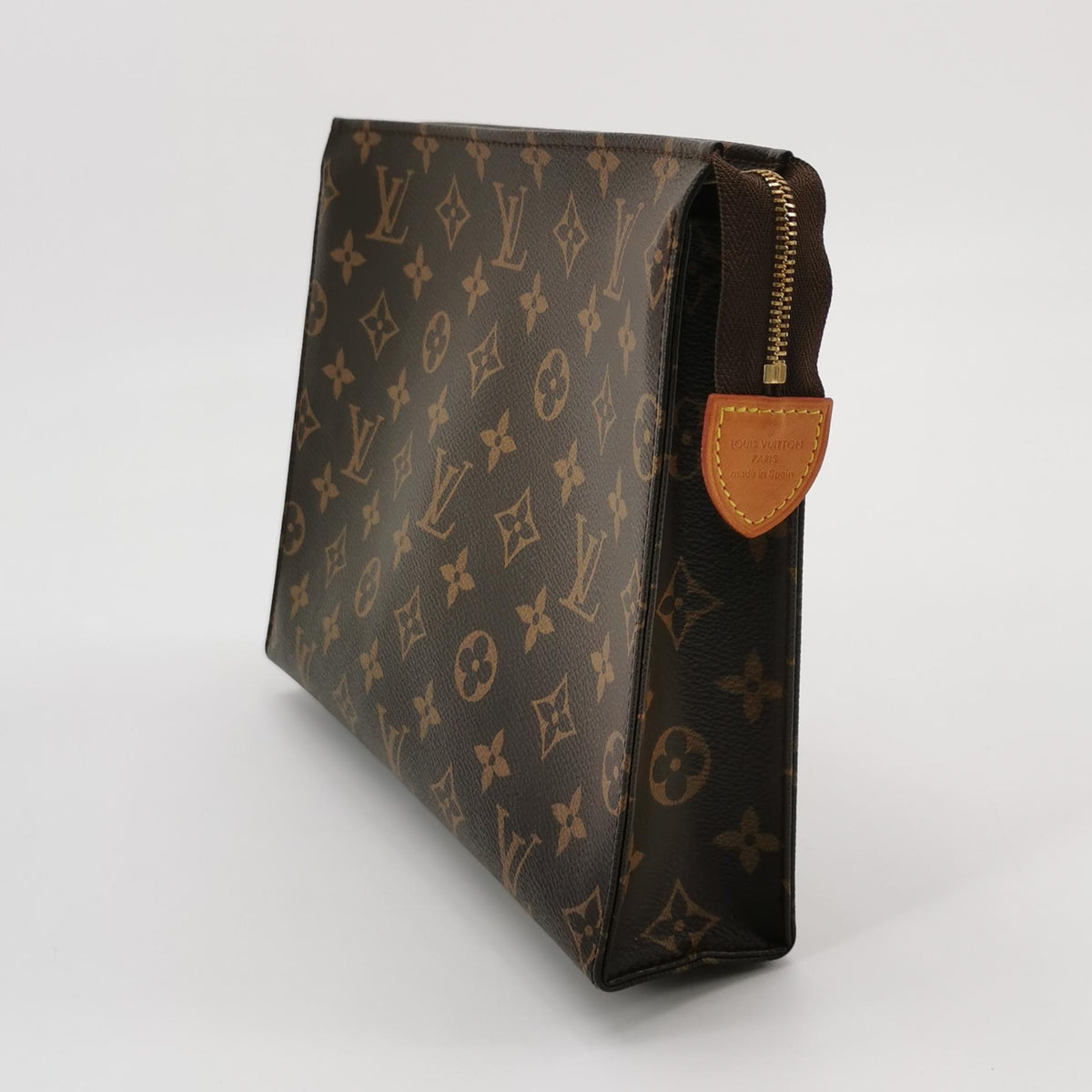 Louis Vuitton Poche Toilette Brown Clutch 25 x 20 x 5.5 M46037