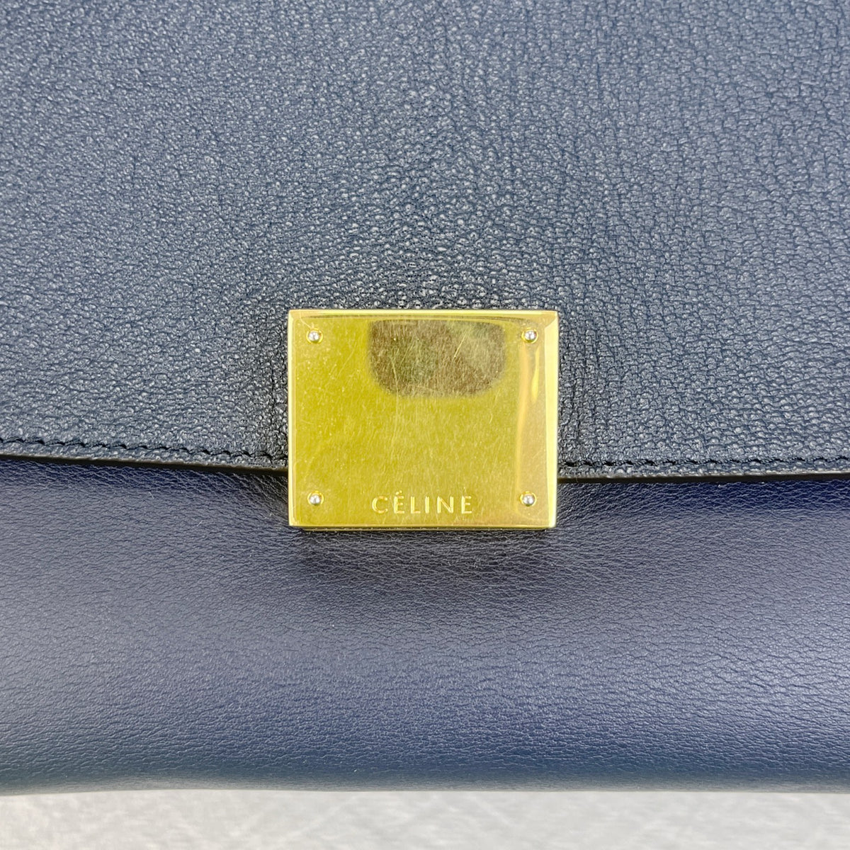 Celine Length 26 cm x Width 15 cm x Height 20 cm 174683MDB.07MI