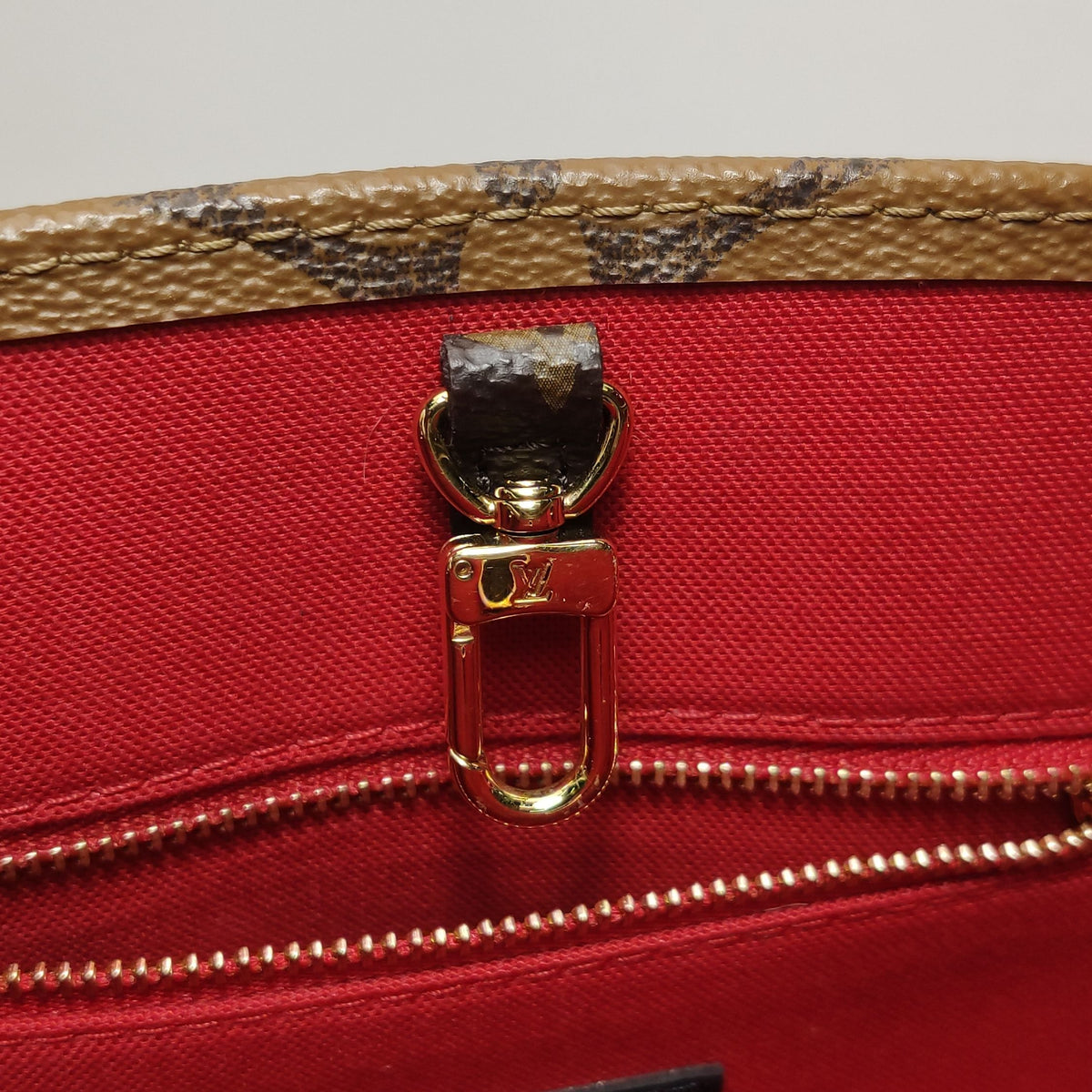 Louis Vuitton Onthego Brown Shoulder Bag 25 x 19 x 11.5 M46373
