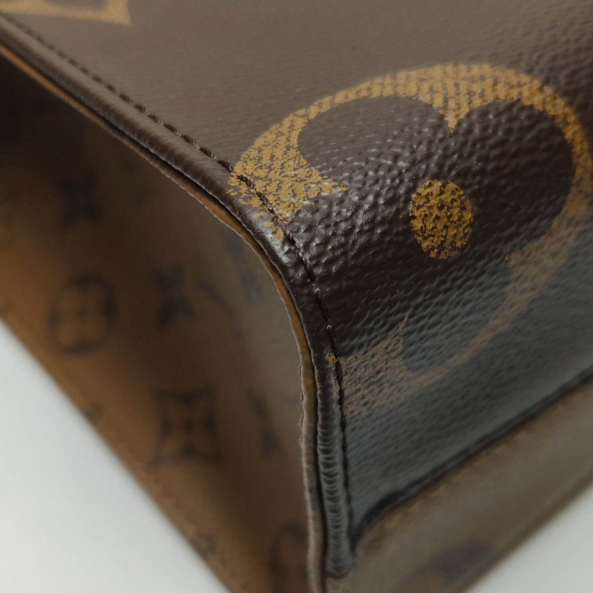 Louis Vuitton Onthego Brown Shoulder Bag 25 x 19 x 11.5 M46373