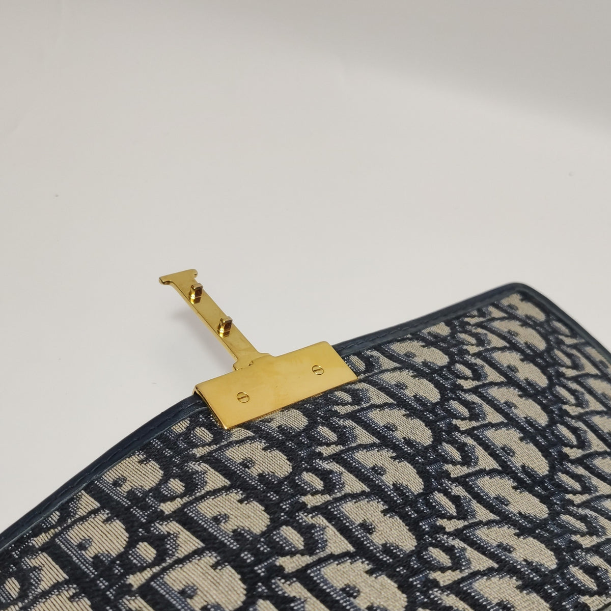 Dior Canvas Blue Shoulder Bag 25 cm x 16 cm x 8 cm M9208UTZQ_M928