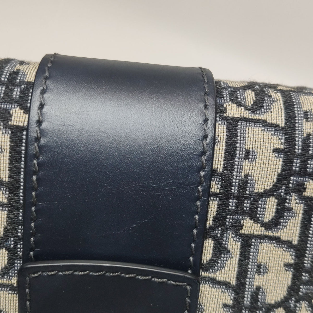 Dior Canvas Blue Shoulder Bag 25 cm x 16 cm x 8 cm M9208UTZQ_M928